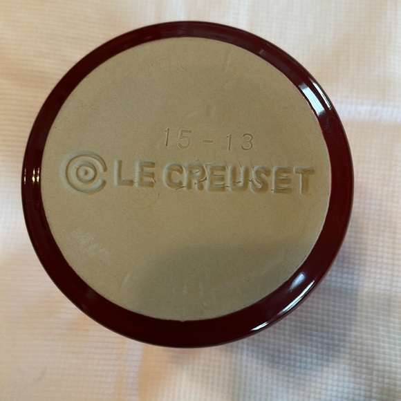 Le Creuset Stoneware Utensil Holder Crock Cherry Red Ombré - Picture 4 of 10